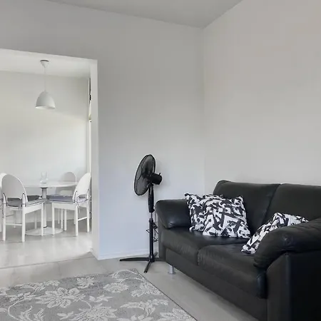 Aava's Apt. Free Parking 아파트 포리