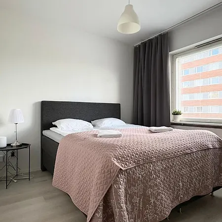 Aava's Apt. Free Parking Apartment *