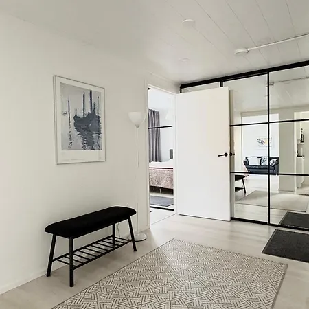 아파트 Aava's Apt. Free Parking 포리