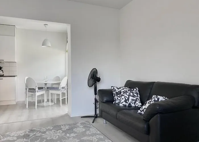 Aava's Apt. Free Parking 公寓 波里