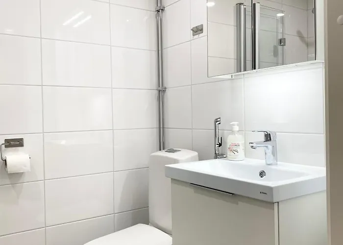 Aava's Apt. Free Parking